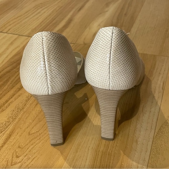 GEOX CREAM HEELS - Picture 3 of 11